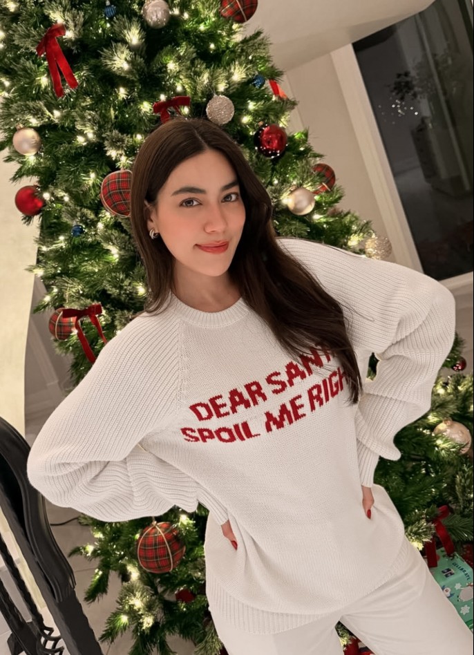 UNISEX KNITTED SWEATER - DEAR SANTA SPOIL ME RIGHT